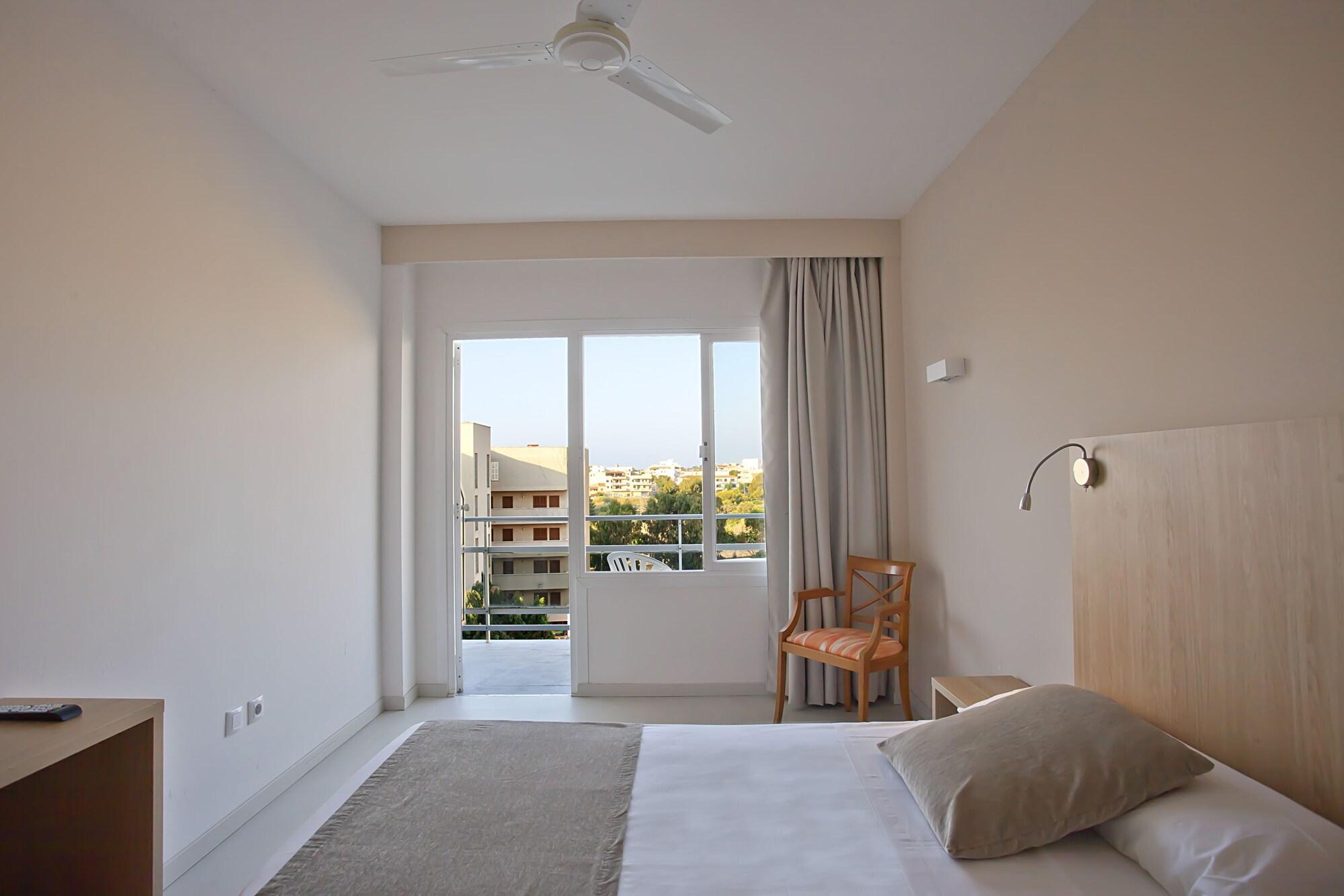 Playamar Hotel&Apartamentos S'Illot  Exterior foto